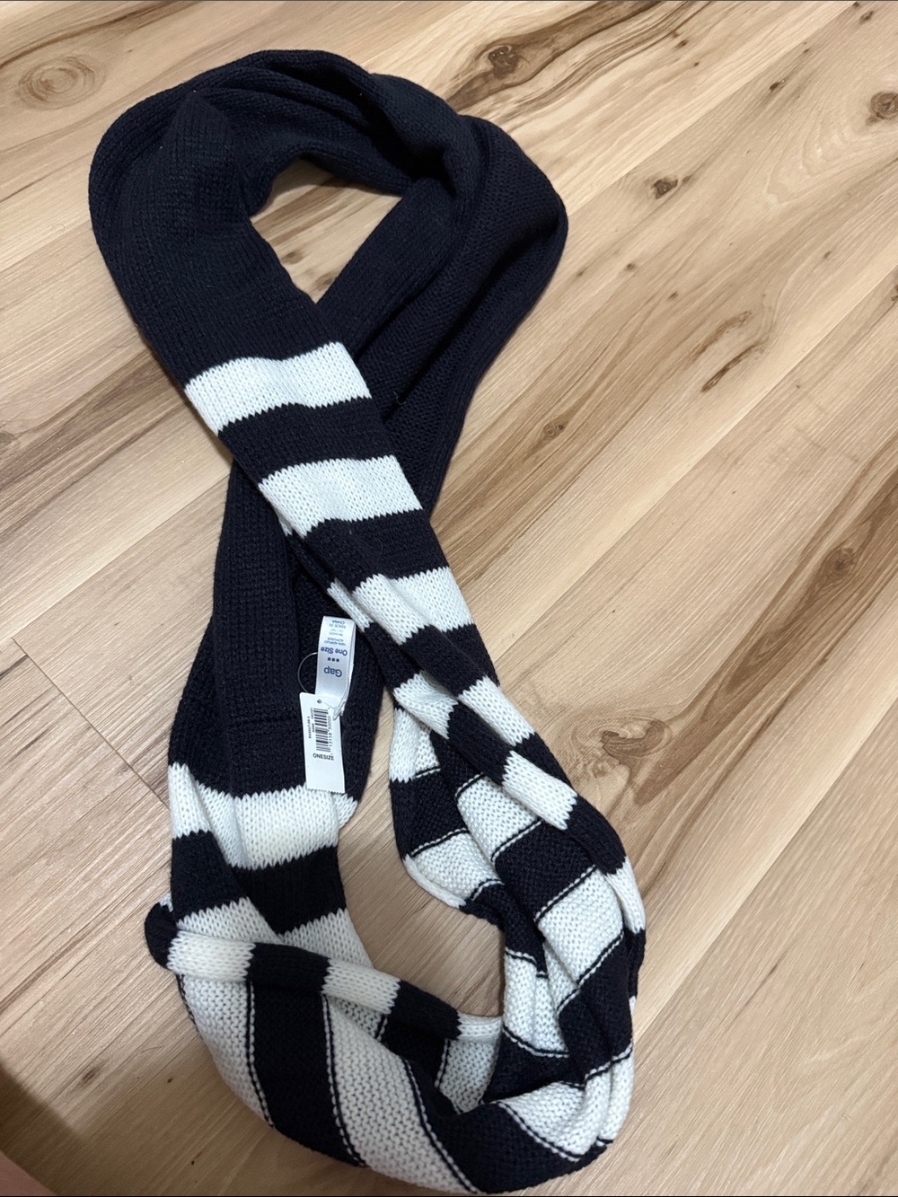 Infinity scarf